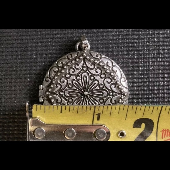 Vintage Stainless Steel Memorial Picture Locket - Picture 3 of 6